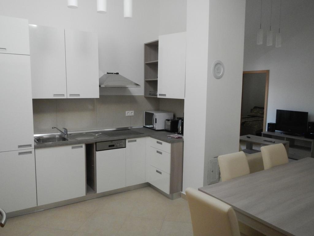 Apartments Eva Malinska Zimmer foto